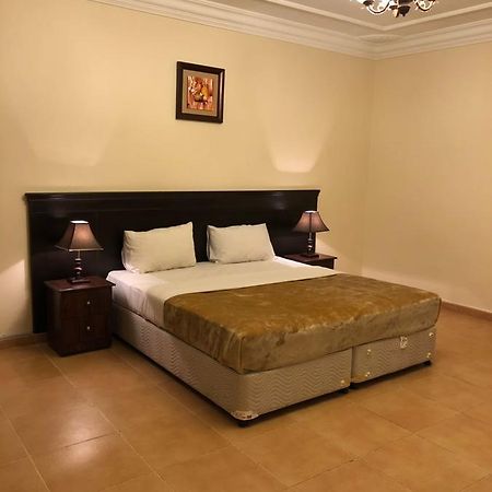 אפרטהוטל אל-מדינה Al Meknan Furnished Units מראה חיצוני תמונה